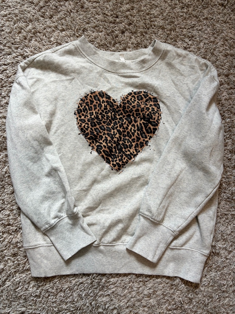 Maurice’s Small Light Gray Women's Sweatshirt with Leopard Heart Motif